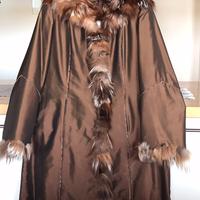 CAPPOTTO CON CAPPUCCIO IN VOLPE