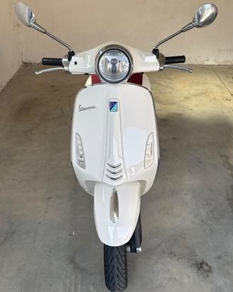 Vespa Primavera 125