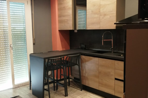 Luminoso appartamento,tutto ristrutturato a 600 MT