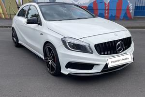 Mercedes benz calsse a45 amg