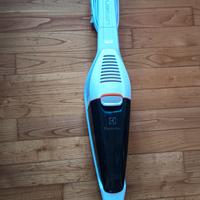 aspirapolvere con filo