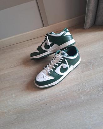 Nike Dunk Low Olive Green 