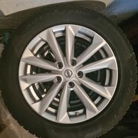 cerchi nissan 215 60 17