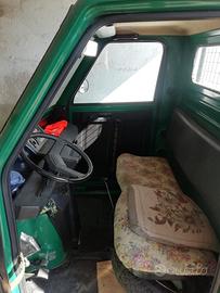 Piaggio Ape P703