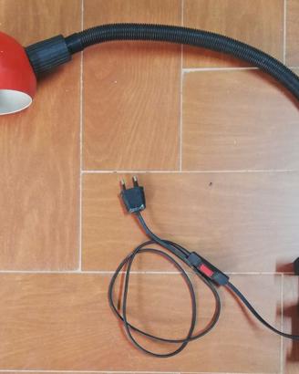 Lampada da tavolo vintage a vite