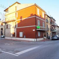 casa singola in posizione centrale a due passi dal