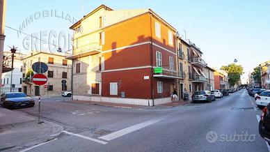 casa singola in posizione centrale a due passi dal