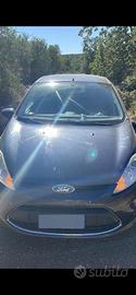 Ford fiesta Titanium GPL - OK NEOPATENTATI -