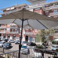 struttura ombrellone mezzaluna 