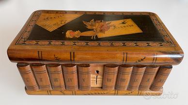 Scatola sorrentina in legno con segreto