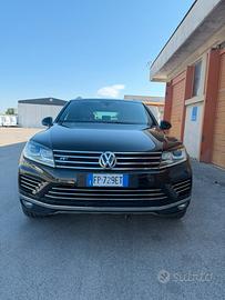 vw touareg 2018