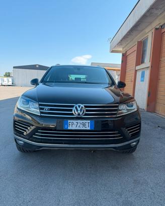 vw touareg 2018