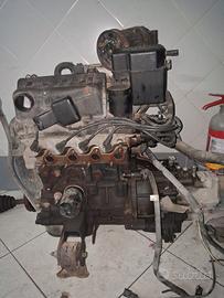 Blocco motore Hyundai Atos 1.0 benzina G4HC 999cc