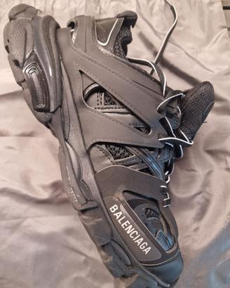 balenciaga track