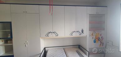 cameretta con letto estraibile