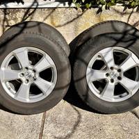 Cerchi in lega e gomme invernali 215/66 17
