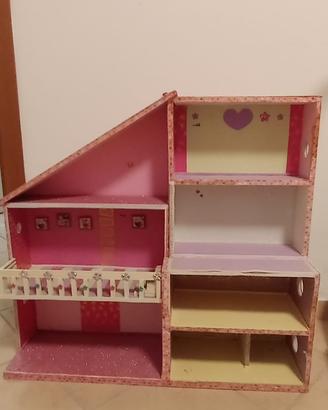 Casetta artigianale per bambine piu accessori