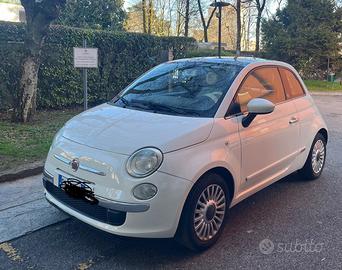 FIAT 500 con tettuccio panoramico