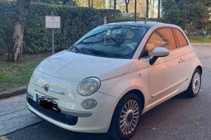 FIAT 500 con tettuccio panoramico