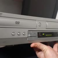 LETTORE VHS DVD DIVX CD MP3 COMBO DOLBYDIGITAL+TEL
