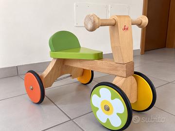 Sevi 1831 Baby Buggy triciclo cavalcabile in legno