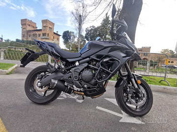 Kawasaki versys 650 Tourer total black