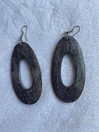Orecchini in legno marrone e argento