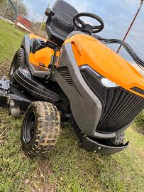 Trattorino rasaerba stiga tornado 7118 hws