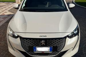 Peugeot e-208 Allure Pack 136 CV (100 kW)