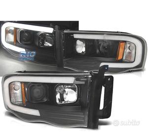 FARI PER DODGE RAM 02-06 TUBO LED NERO