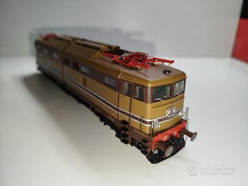 Rivarossi HR2870 - Locomotiva FS E.645.051