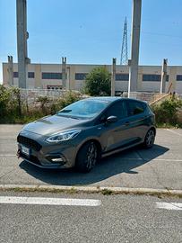 FORD FIESTA ST-line