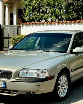 VOLVO S80 2.9 aut (benzina)-192000 km REALI-2000