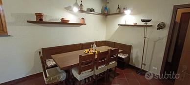 Arredo completo per taverna in legno