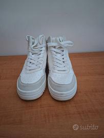 Sneakers Bershka alte platform bianco/panna