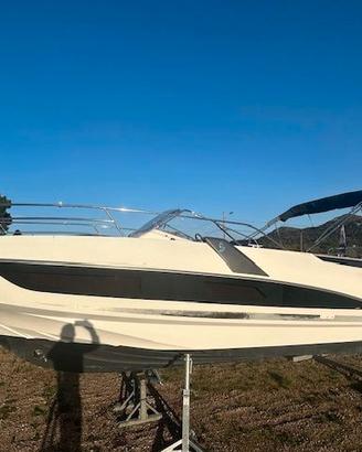 Beneteau Flyer 8.8 Sundeck del 2018