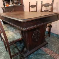 Tavolo in Stile + 4 Sedie in Stile