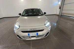 Fiat 600 Hybrid 100 CV DCT MHEV La Prima