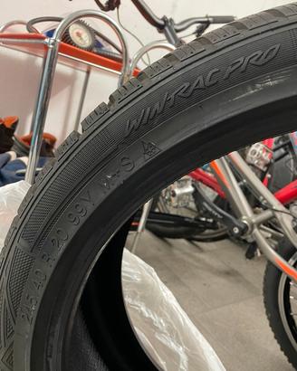 pneumatici invernali Vredestein per Mercedes cl. E