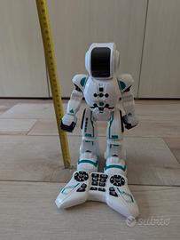 Robot programmabile