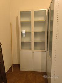 libreria e scrivania 