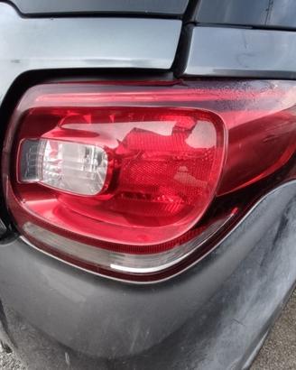 Fanale posteriore destro CITROEN DS3 del 2010