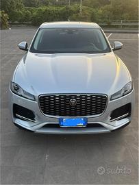 Jaguar F-Pace Van