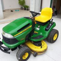 Trattorino tagliaerba