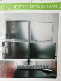 Supporto per 4 monitor