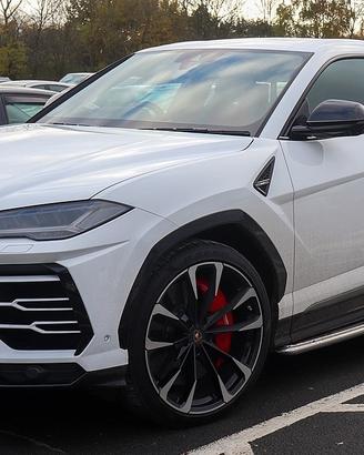 Ricambi lamborghini urus kit