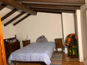 Vendita casa,cantina,garage terreno agr.parcheggio