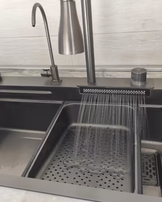 cucina completa di elettrodomestici