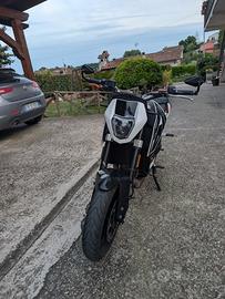 KTM DUKE 690 