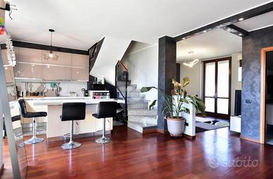 2 LOCALI A TRUCCAZZANO